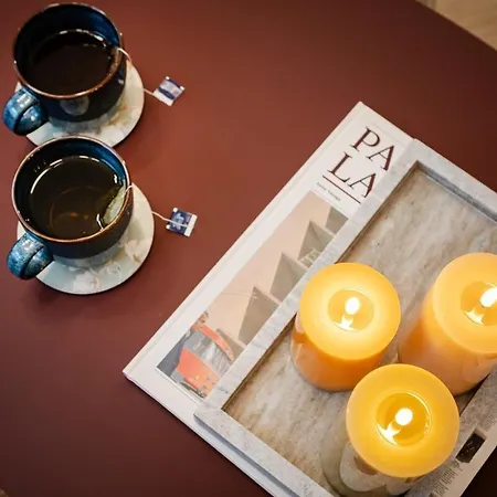 Daire Bright & Modern In Historic Raina Blvd Building I Near Park & Old Town *