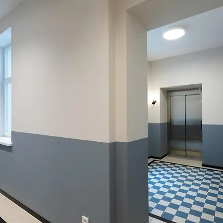 아파트 Bright & Modern In Historic Raina Blvd Building I Near Park & Old Town