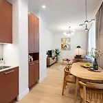 Bright & Modern In Historic Raina Blvd Building I Near Park & Old Town * Riga